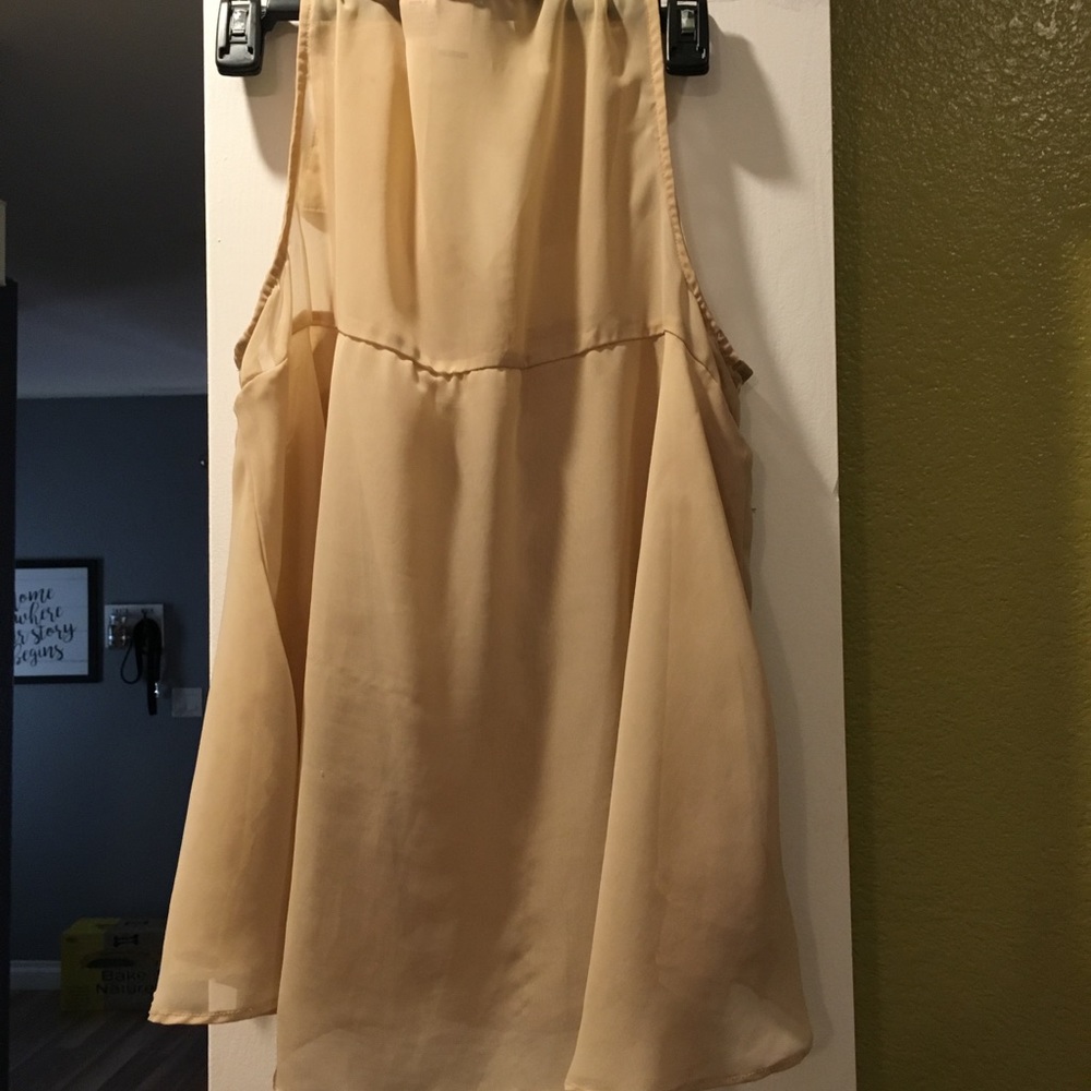 Tan top - Picture 4 of 5
